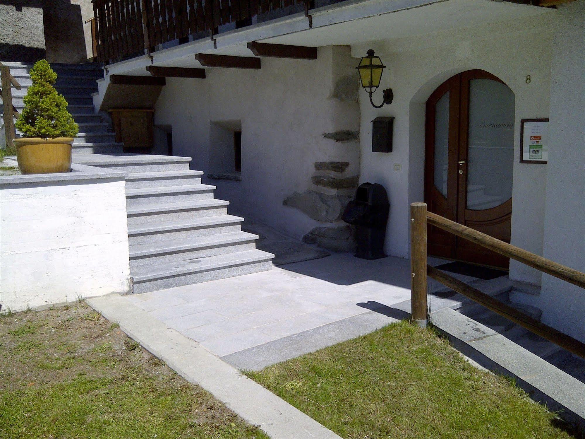 Affittacamere Buenavista Guest House Champoluc Exterior foto